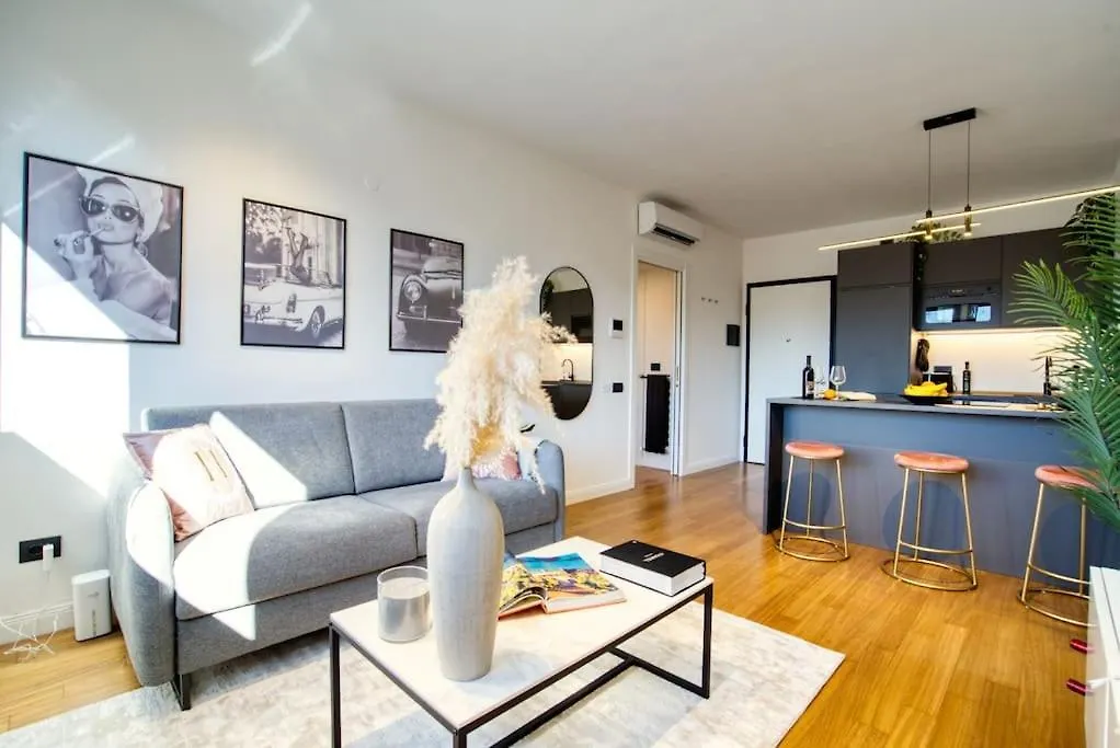 Italianflat - Canal Couture, Navigli Luxury Retreat Mailand